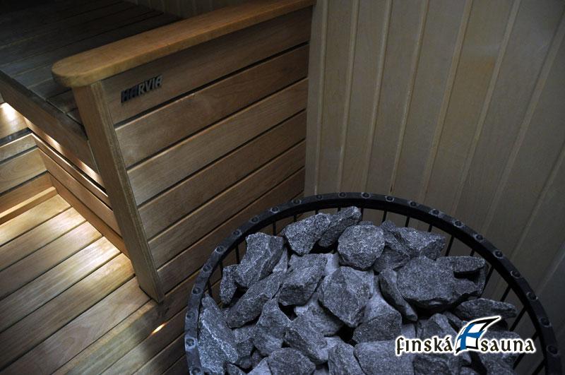 sauna Kometa Brno - pohled na saunová kamna